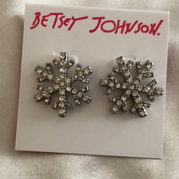 Betsey Johnson Silver Tone Snowflake Stud Earrings Crystal Accents NWT - Picture 2 of 11